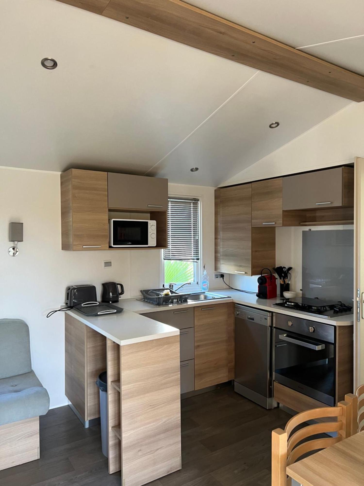 Mobilhome La Carabasse Vias Plage Bagian luar foto