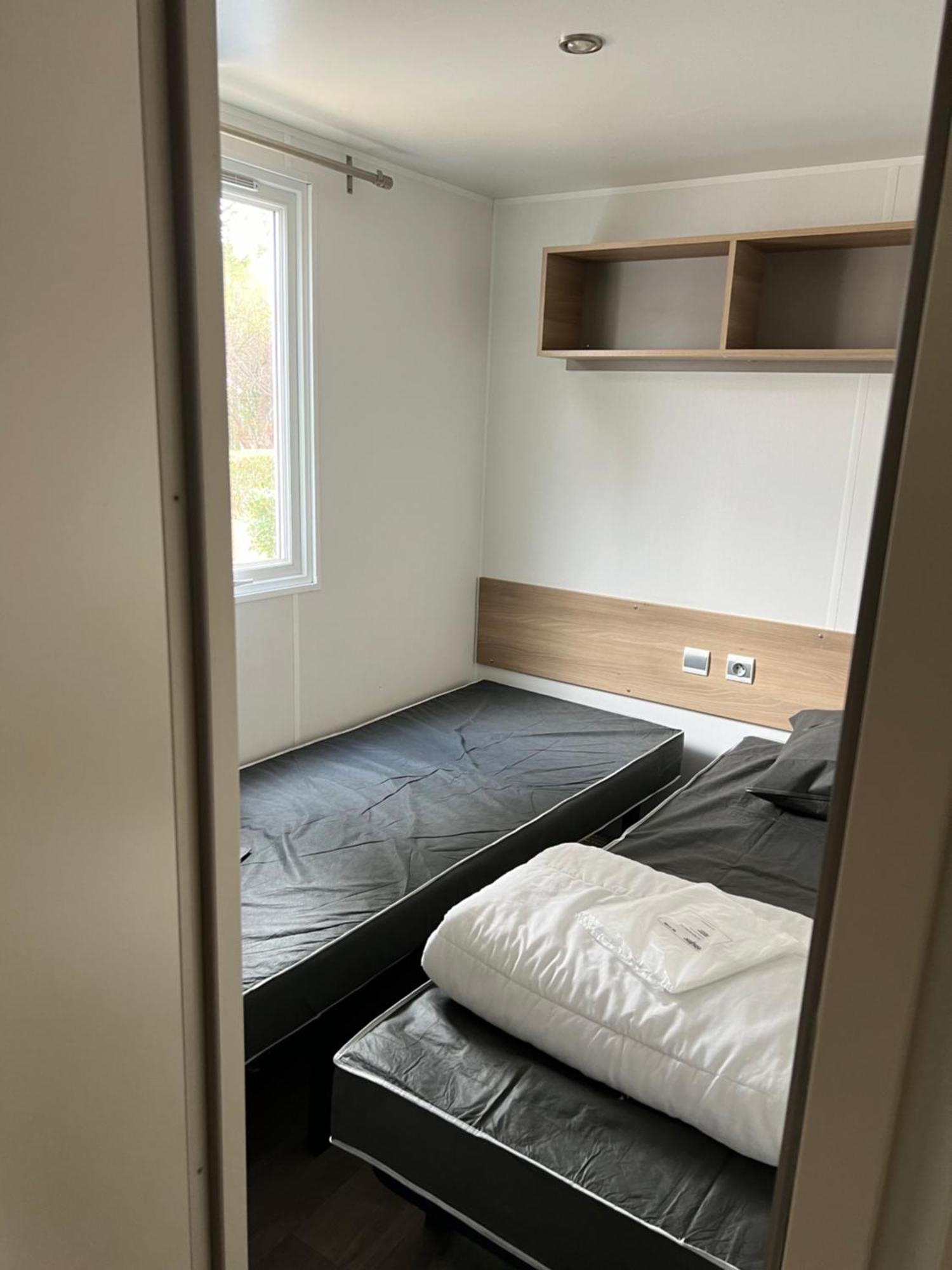 Mobilhome La Carabasse Vias Plage Bagian luar foto